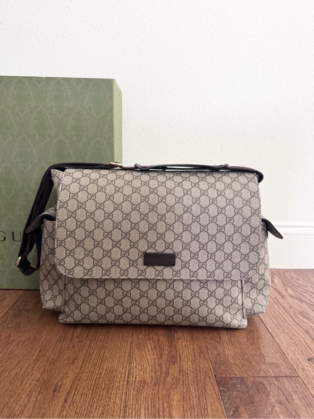 Gucci - Large Changing Diaper Bag GG Supreme Canvas